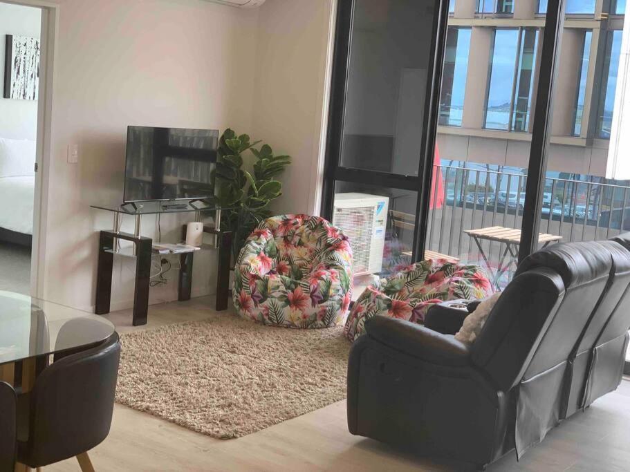 2 Bedrooms Apprtmt Plus Underground Parking In Cbd Christchurch Ngoại thất bức ảnh