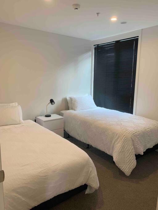 2 Bedrooms Apprtmt Plus Underground Parking In Cbd Christchurch Ngoại thất bức ảnh